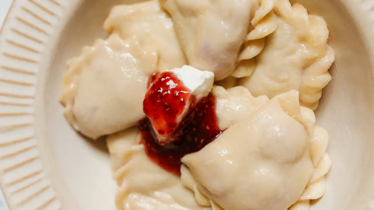 Домашні вареники з ягодами — два способи приготування для ідеального результату 