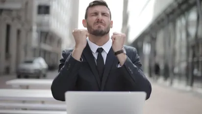 Три знаки Зодіаку, яким доля дарує успіх після 30: хто у списку щасливчиків - фото