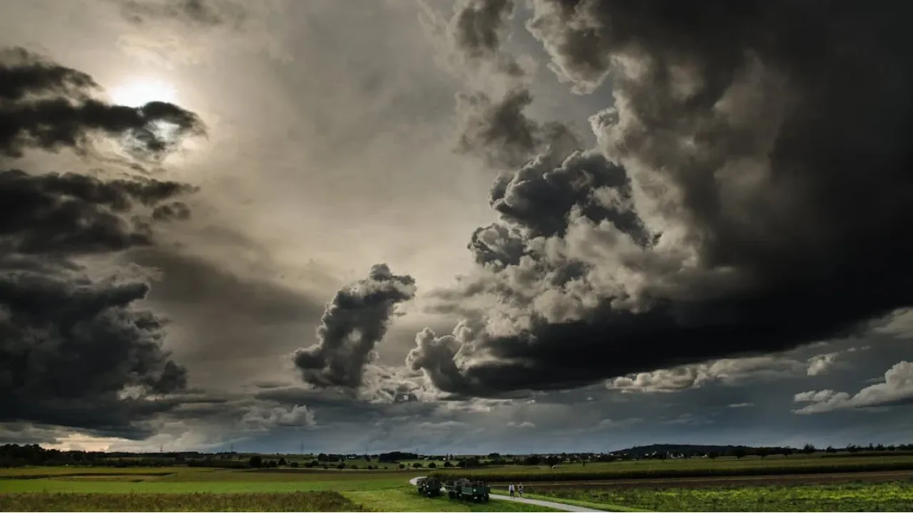 Попередження від Укргідрометцентру: жовтий рівень небезпеки 