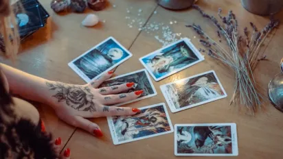 Гороскоп на 11 липня 2025 року за картами Таро для всіх знаків Зодіаку - фото