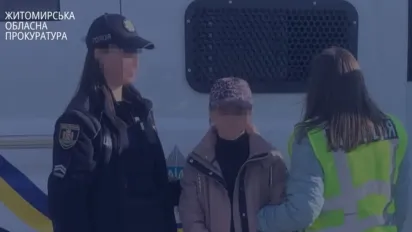 Житомирянку затримали за ввезення в Україну 10 іранців (ФОТО) - фото