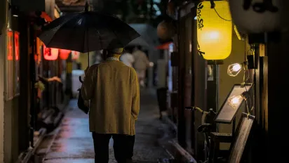 Чому не варто залишати відкриту парасольку в оселі: застереження і забобони - фото