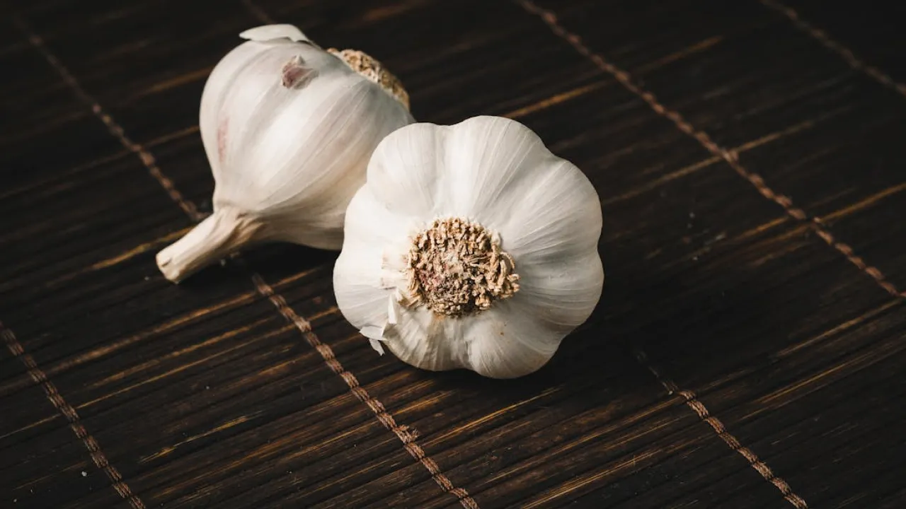 Після яких культур не варто садити озимий часник: важливі поради для городників 