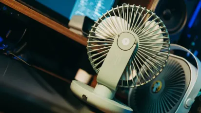 Майже всі використовують вентилятор неправильно — ось чому він не охолоджує - фото