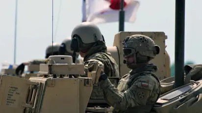 Польща готується надіслати 235 тисяч повісток на ВЛК чоловікам і жінкам - фото