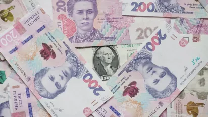 Батьки зможуть отримати до 8000 грн на догляд за дитиною в Україні - фото