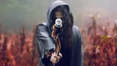 Чому померлі родичі приходять до нас уві сні: народні прикмети - фото