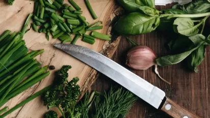 Заморожування зелені на зиму без втрати смаку: покрокова інструкція - фото