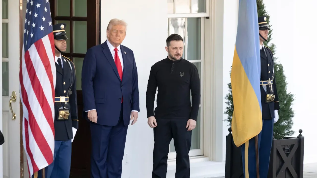 У Білому домі закликають Україну до рішучих дій: розкрито деталі розмови Трампа із Зеленським 