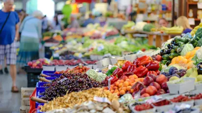 «Епоха дешевих продуктів» закінчилась: що це означає для українських родин - фото