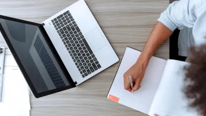 Податки на дохід з-за кордону: як уникнути штрафів і подвійного оподаткування - фото