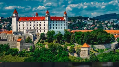 5 причин, почему ВНЖ Словакии – это инвестиция в спокойствие для израильтян - фото