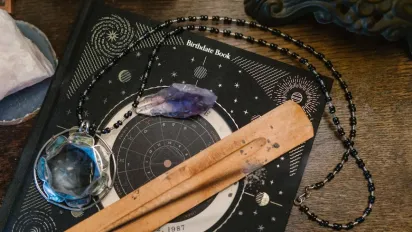 Фінансовий гороскоп серпень 2025: Рибам — гроші через натхнення, а Скорпіонам — обнулення і ривок - фото