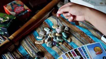 Містичний гороскоп на цей тиждень: розшифровка рун для кожного знака - фото