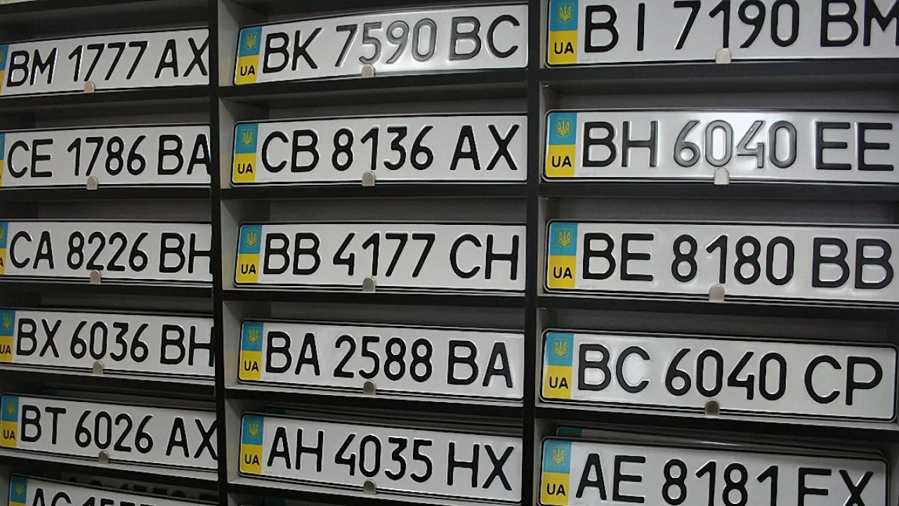 Фото авто в соцмережу і вам «світить» штраф: як працює нова схема шахрайства 