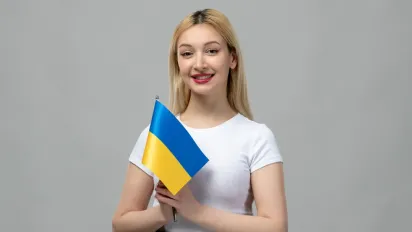 Ліпше з честю вийти, ніж «ударити лицем у грязь»: як замінити росіянізм українськими фразеологізмами - фото