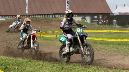 "Швидкість, драйв і допомога ЗСУ": на Рівненщині відбувся видовищний Кубок з мотокросу (ФОТО, ВІДЕО) - фото