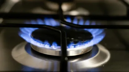 Залишитесь без тепла: кого вже цієї осені можуть відключити від газу - фото