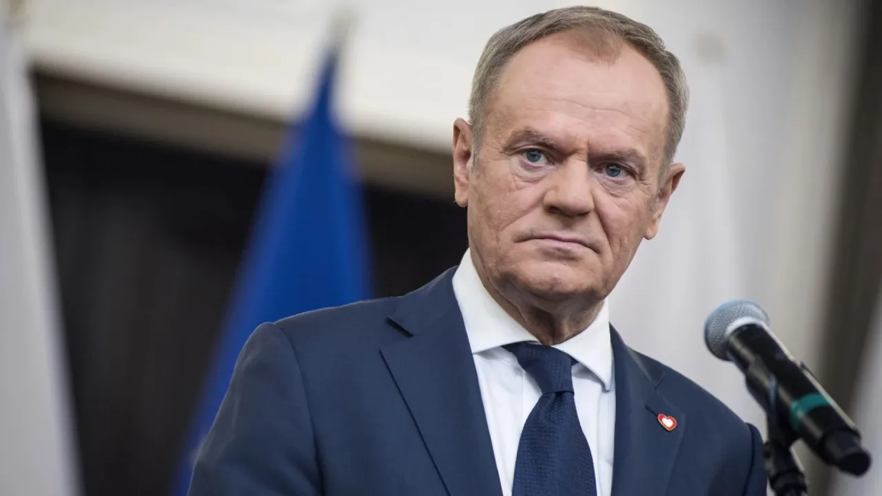 Туск: Війна в Україні може призупинитися, але Польща має бути готова 