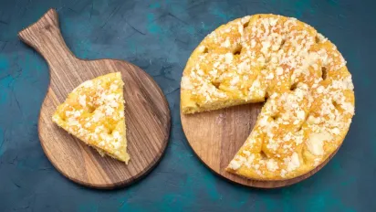 Манка чи борошно: що краще додавати в сирну запіканку - фото