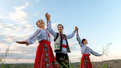 Які українські прізвища свідчать про шляхетне чи заможне походження: дослідження мовознавця - фото