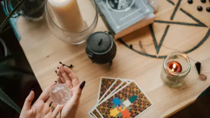 Сумісність у дружбі: які знаки зодіаку створюють ідеальні пари друзів - фото