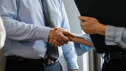 5 професій, які скоро зникнуть: кого витіснить штучний інтелект - фото