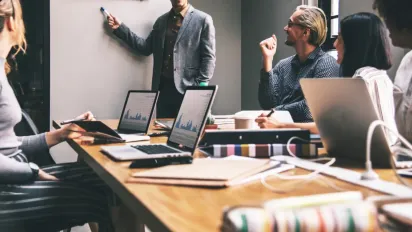 Чеки або штраф: нові правила для бізнесу з серпня вдарять по гаманцю - фото