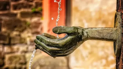 Як уникнути літньої втоми без кави: природні способи тримати себе в тонусі - фото