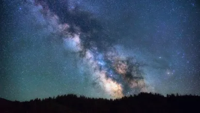 Народжені дарувати світло: люди з цих місяців випромінюють тепло й зцілюють своєю присутністю - фото