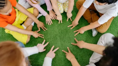 ПФУ почав виплати для хворих дітей без статусу інвалідності: умови отримання - фото