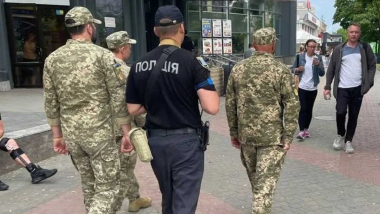 Чи можна знімати на відео працівників ТЦК: відповідь юриста 