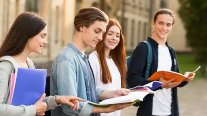 Абітурієнти мають час до 18 серпня для переведення з контракту на бюджет - фото