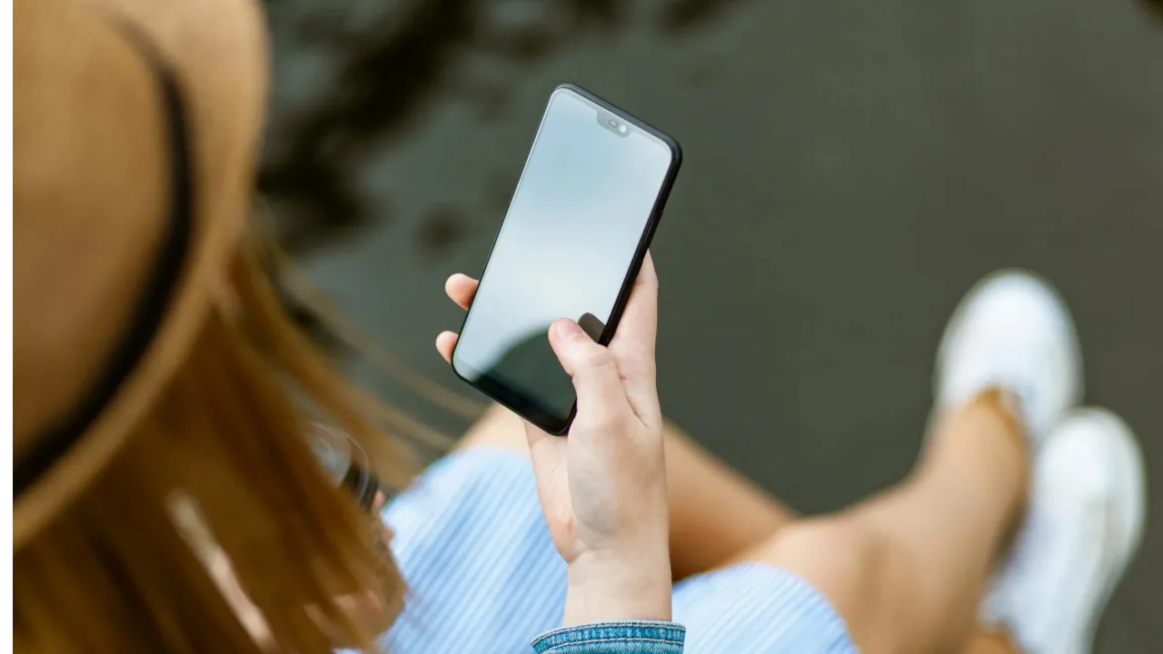 Українців попереджають про шахрайські дзвінки від «операторів» 