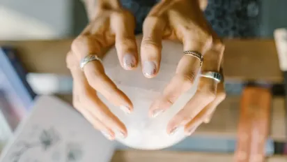 Названо 6 знаків Зодіаку, яким найближчим часом світить перемога та подарунки від долі - фото