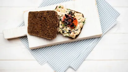 Ідеальна намазка до борщу з двох інгредієнтів: проста, швидка і неймовірно смачна - фото