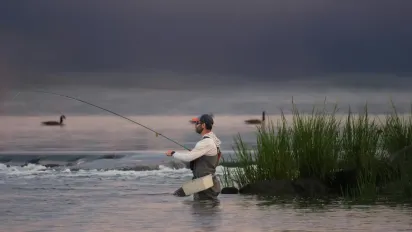 Рибалки в Україні можуть отримати штраф знаходячись удома: нові правила - фото