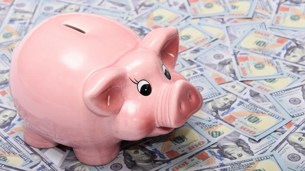 Обмеження на зняття готівки: що потрібно знати клієнтам банків уже сьогодні 