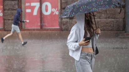 На День Незалежності в Україну прийде різке похолодання та дощі, - синоптикиня - фото