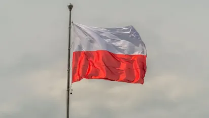 Сотні українців депортовані з Польщі: що відбувається після повернення - фото