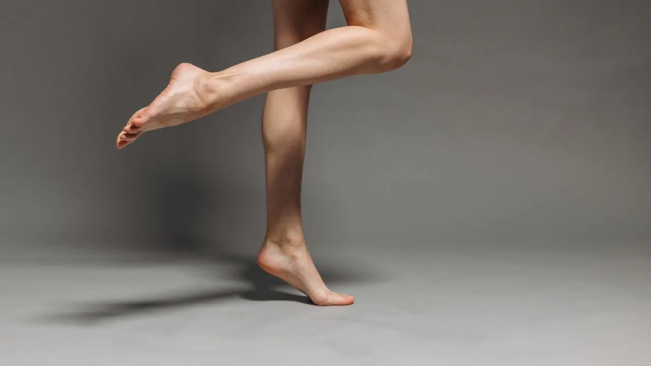 Як прибрати сухість і тріщини на п’ятах: дієвий метод без салону 