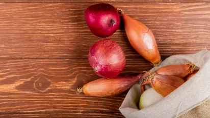 Як висушити цибулю після збору врожаю, щоб вона не гнила взимку - фото