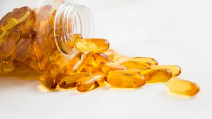 Який вітамін може відтермінувати старіння клітин: стало відомо його назву - фото