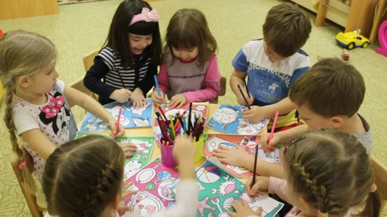 Дитсадки в Україні запроваджують нові платні послуги: що потрібно знати батькам 