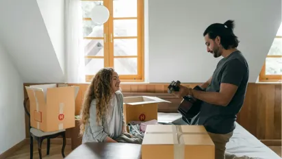 Три речі, які не можна позичати сусідам: можна накликати бідність та хвороби - фото