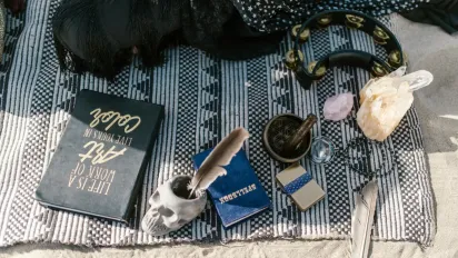 Які дати народження приносять удачу: кого «обрали» зірки за нумерологією - фото