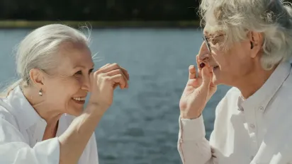 Достроковий вихід на пенсію для вчителів: хто має право у 2025 році - фото