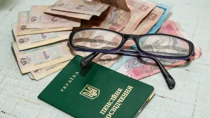 Які роки не зарахують до страхового стажу: пенсії за них не буде - фото