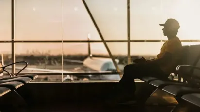 Відновлення авіаперельотів в Україні: чому Львівський аеропорт так і не запустив рейси - фото