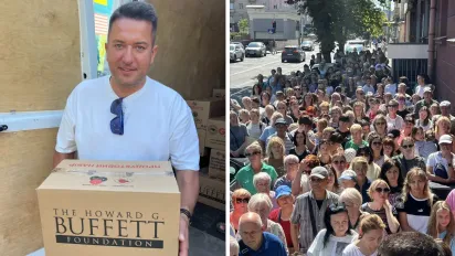 У Рівному та Дубні 900 родинам ВПО роздали продуктові набори - фото